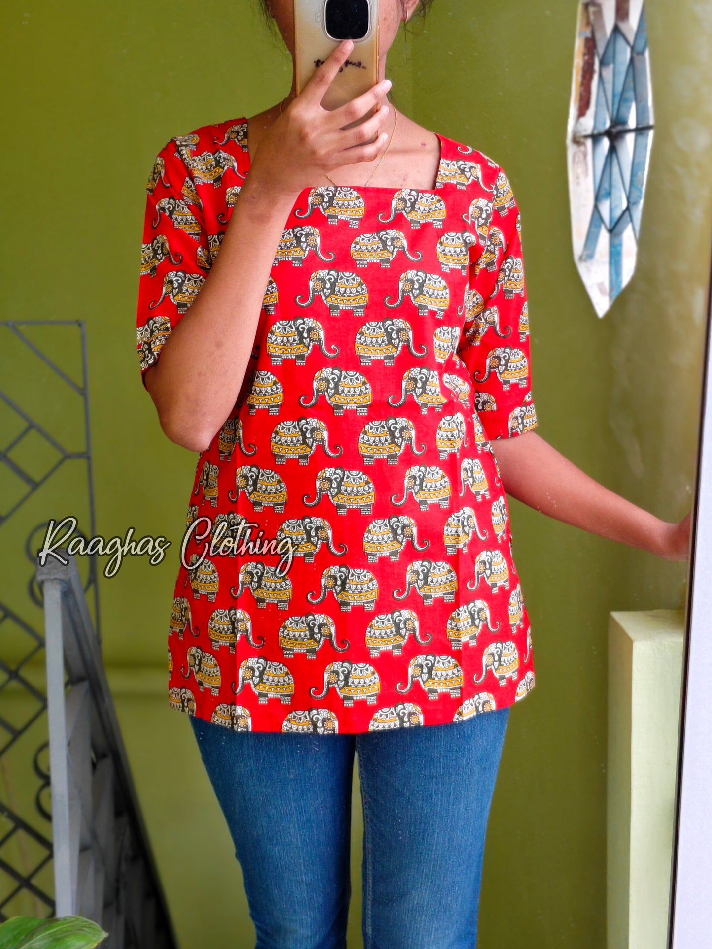 Short Kurti